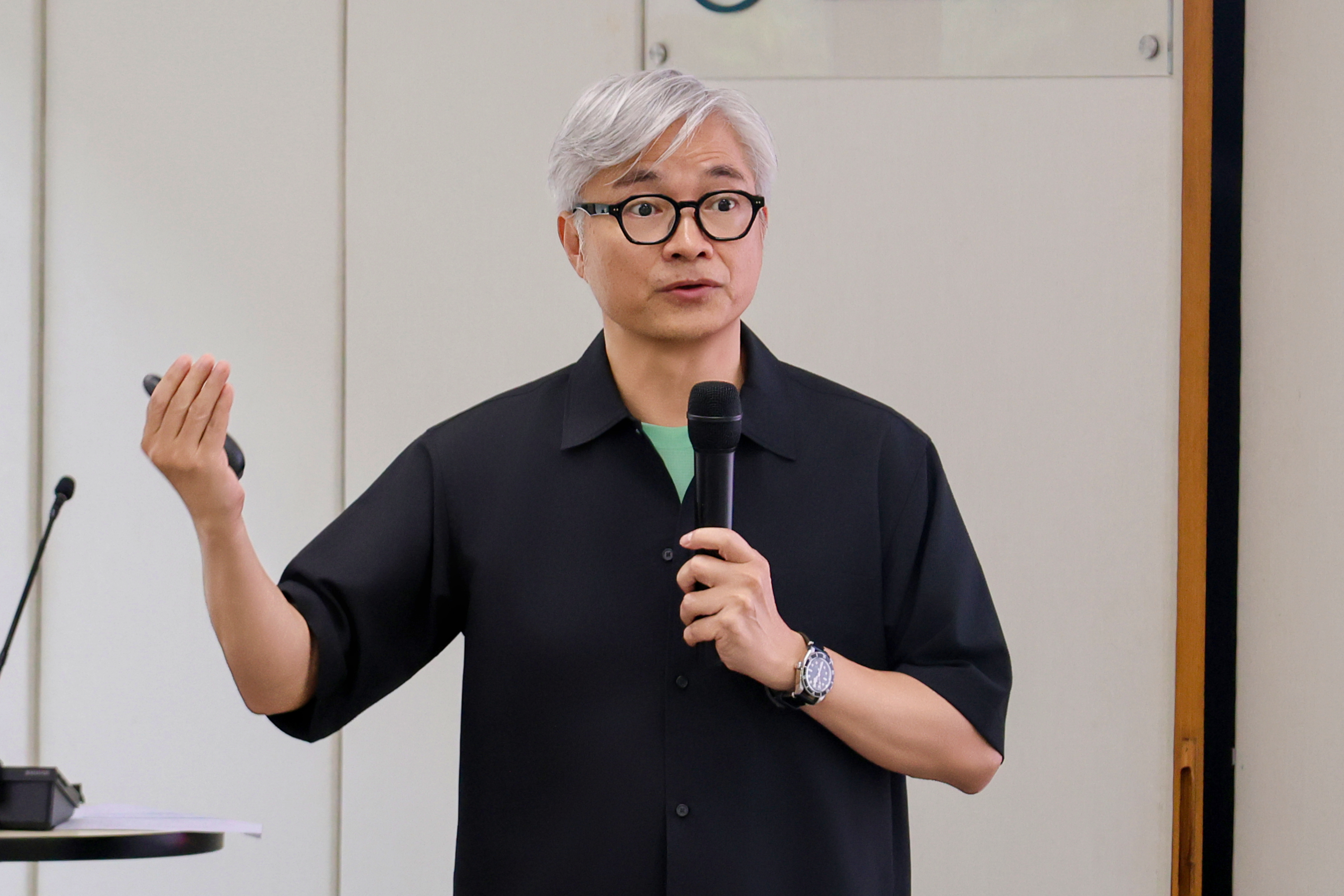 10-Ron Chi-Wai KWOK.jpg